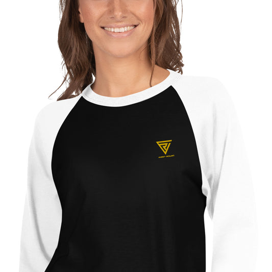 3/4 sleeve raglan shirt